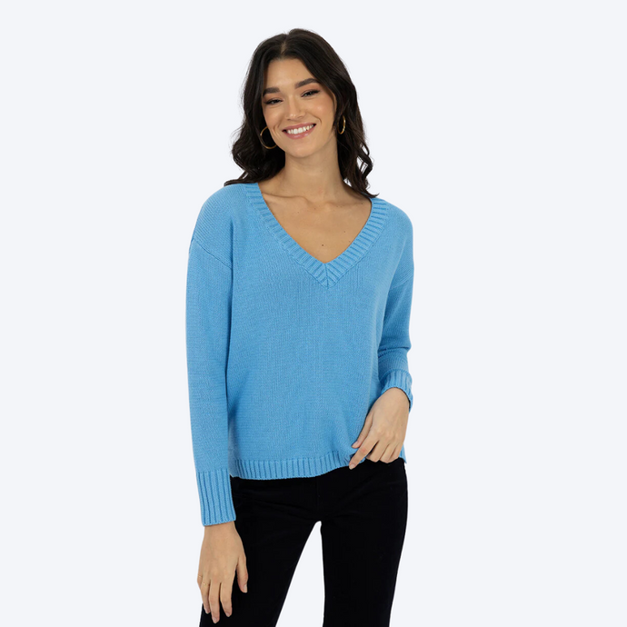 Downtown V Neck Sweater in Blue