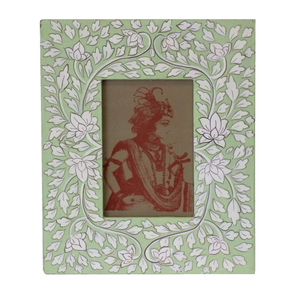 Hand painted frame with light green background and leaf design 23x28cm / 13x18cm